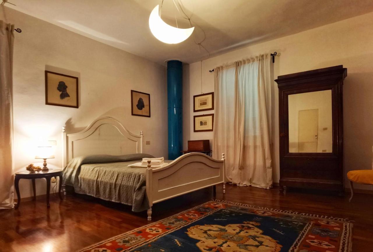 Due Fiumi 1908 Couette-café Travaco Siccomario